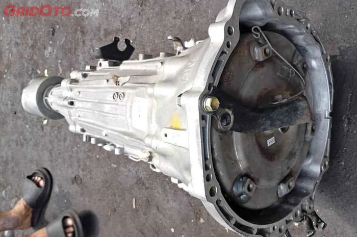Kapan Waktu Ideal Ganti Oli Transmisi Mobil Matic? Catat Biayanya Juga