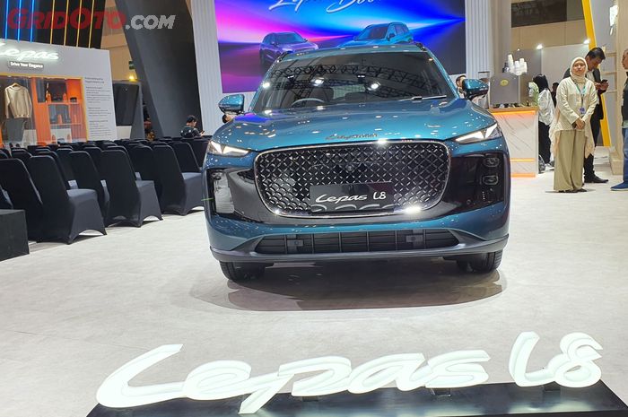 Lepas L8 dibekali fitur yang cocok buat perempuan dan ibu yang sering bawa anak 