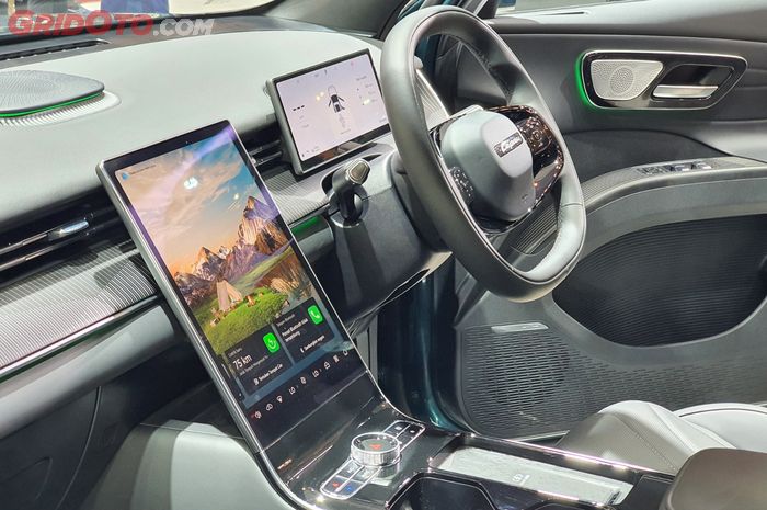 Fitur Lepas L8 ini memudahkan saat parkir 