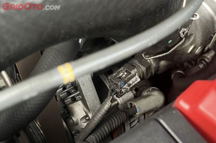 Soket kabel power steering