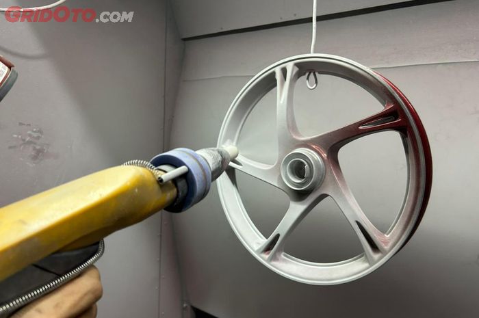 Pengerjaan powder coating bisa ditunggu, estimasi 6 sampai 7 jam