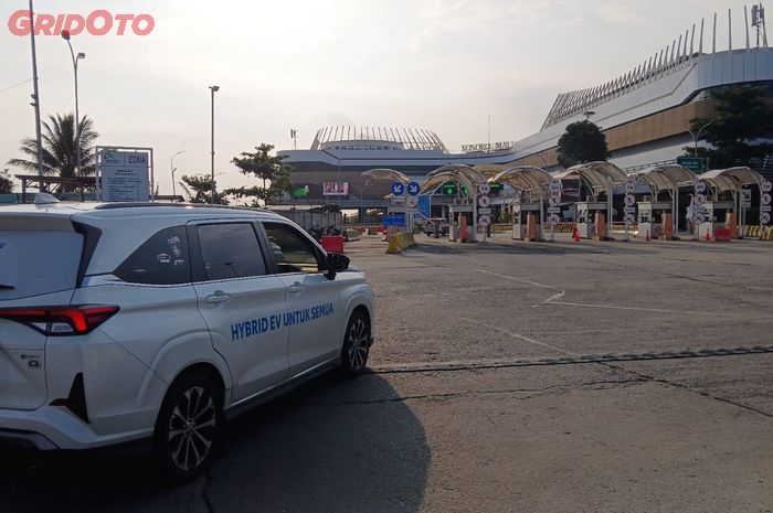 Tim Veloz Hybrid EV Lintas Nusa Mulus Seberangi Selat Sunda