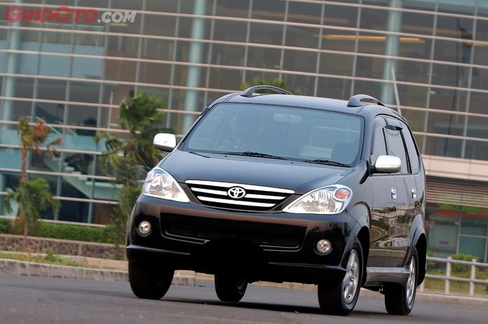 Ilustrasi mobil bekas Toyota Avanza