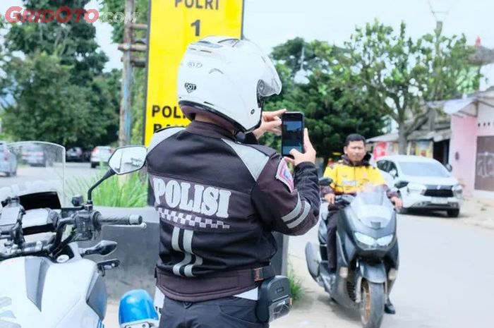 Jepret, tilang elektronik handheld menjangkau area lebih luas