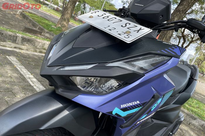 Lampu depan Honda Vario 125 Street sorotnya lebih luas jika dibandingkan dengan versi sebelumnya.