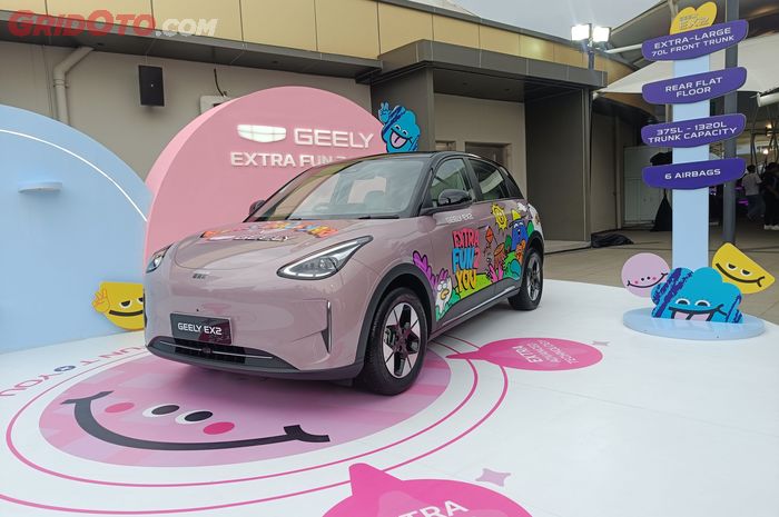 Geely EX2 hadir dalam varian Pro dan Max