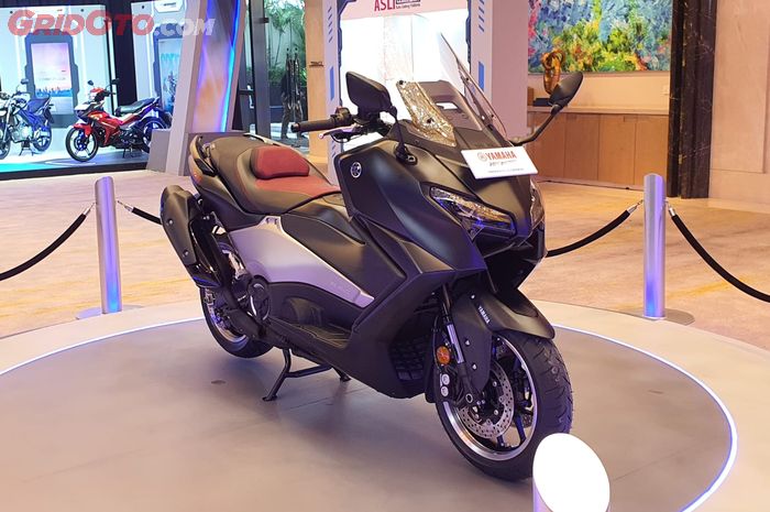 Yamaha TMAX yang dijual di Indonesia punya transmisi CVT unik