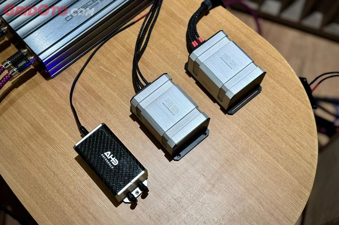 Harmonic Harmony EHD (Electronic High Definition) dan AHD (Acoustic Harmony Device)