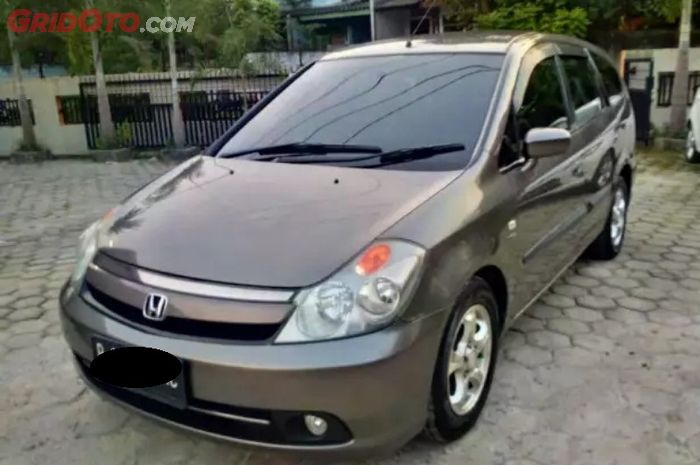Ilustrasi mobil bekas Honda Stream