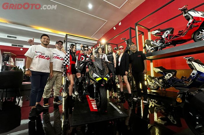 Italjet Indonesia launching Italjet 700 Twin dan melakukan global launch Italjet Dragster R200