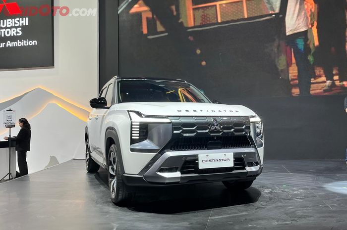 Mitsubishi Destinator 55th Anniversary Edition