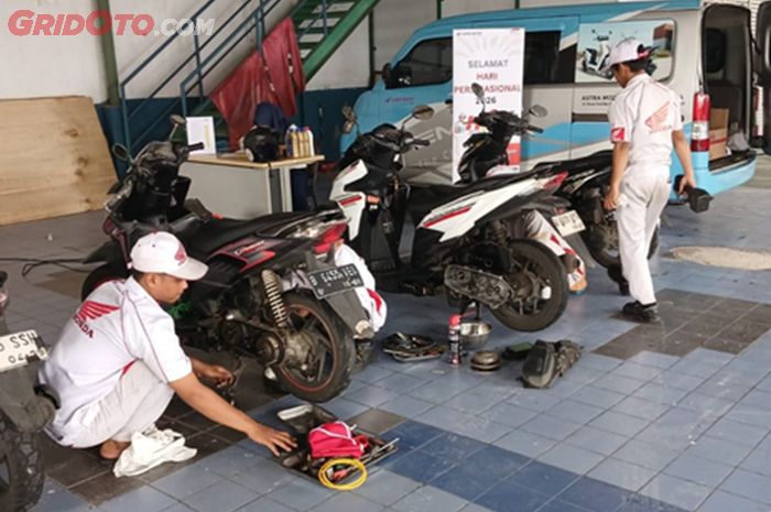 Servis Gratis Astra Motor Center Jakarta
