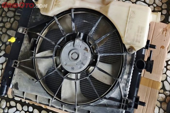 Kipas Radiator Mobil Lemah Bikin Pendinginan Mesin Tidak Maksimal