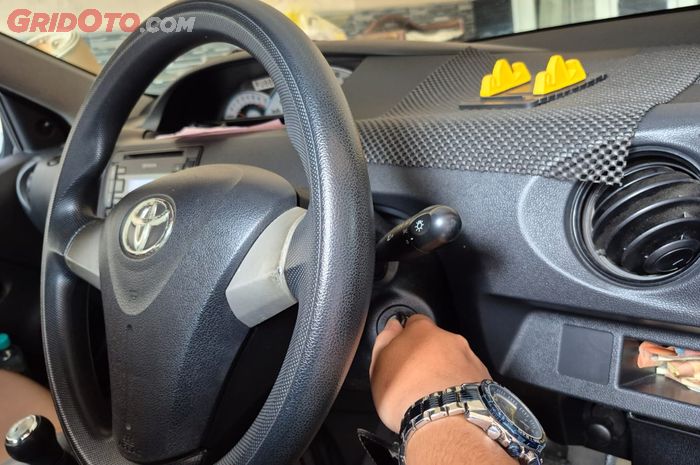 Starter Mobil Bunyi Tapi Mesin Tidak Hidup, Mungkin Ini Penyebabnya!