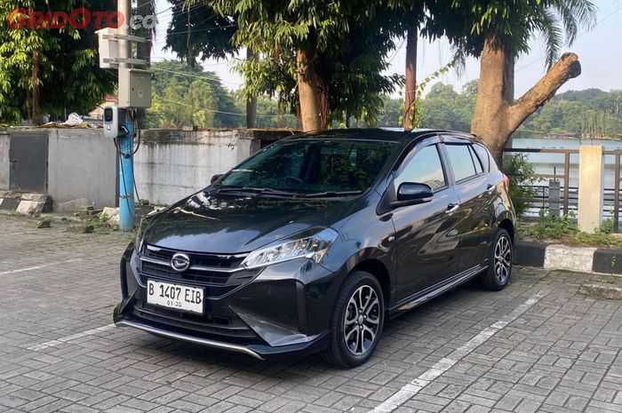 Daihatsu Sirion 1.3 R CVT dipakai untuk mudik.