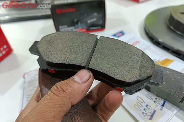 Kampas rem Brembo ada chamfer