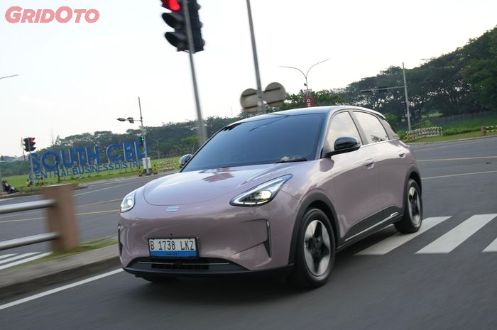 Akselerasi Geely EX2 Max 0-100 km/jam dalam 9,8 detik