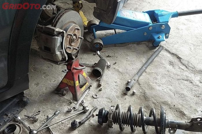 Suspensi Mobil Terasa Keras, Per Bisa Jadi Sudah Tidak Optimal