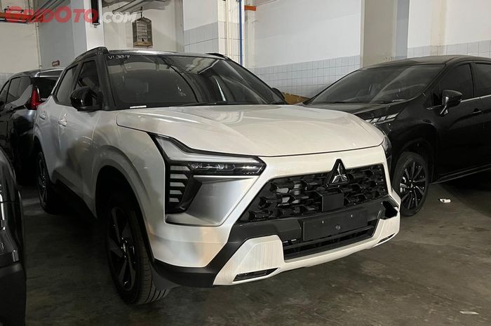 Stok Mitsubishi XForce NIK 2025 di dealer Mitsubishi Motors Srikandi Lenteng Agung