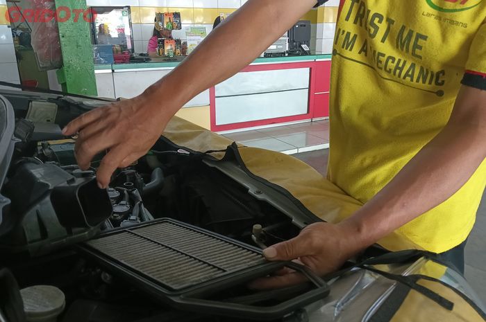 Filter Udara Mobil Bersih Bisa Bantu Pembakaran BBM Lebih Optimal