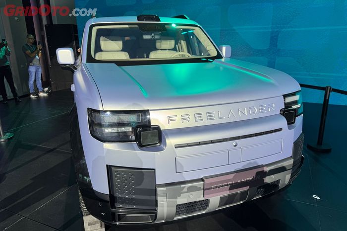 Freelander 8 menjadi model pertama di brand Freelander
