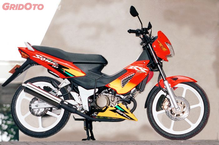 Harga Honda Nova Sonic 125 RS Pas Pertama Dijual di Indonesia
