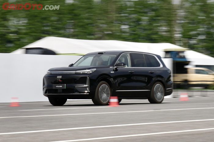 Geely Galaxy M9 PHEV
