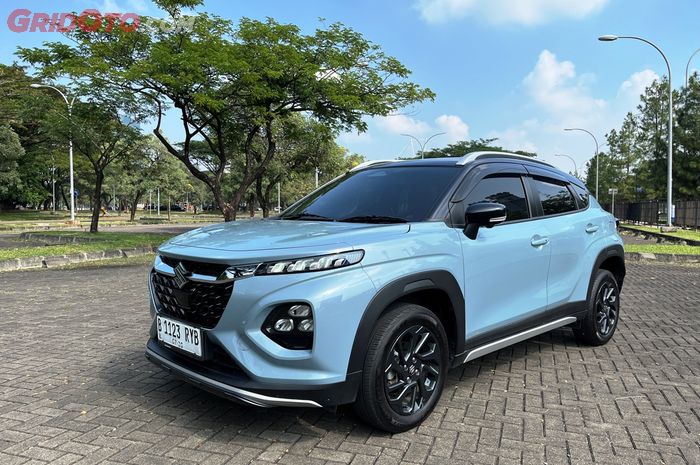 Di balik bumper depan dan belakang Suzuki Fronx terdapat sensor untuk teknologi Suzuki Safety Support (SSS)