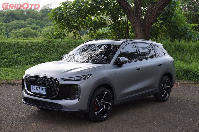 Lepas L8 PHEV.