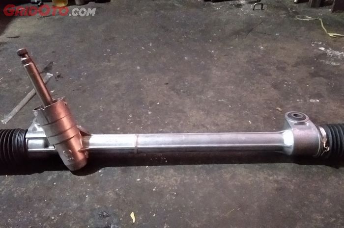 Setir Sangat Berat Saat Parkir Bisa Jadi Gejala Gangguan Steering