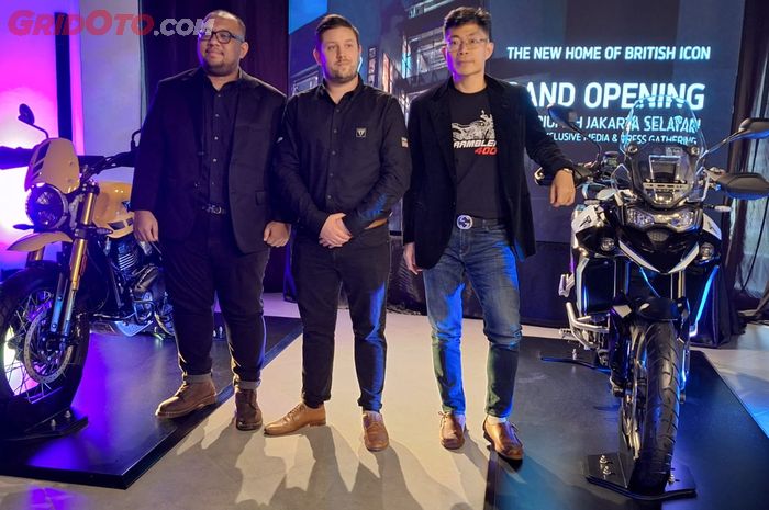 Triumph Indonesia luncurkan dua motor baru yaitu Scrambler 400X dan Tiger 900 Alpine Edition