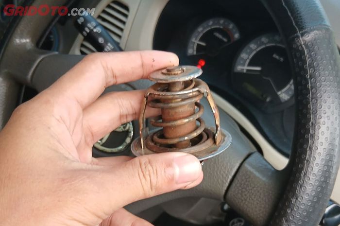 Jarang Diperhatikan, Thermostat Punya Peran Penting Buat Mobil