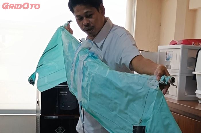 side curtain airbag