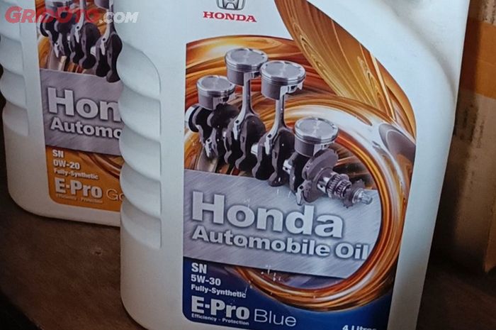 Ilustrasi oli mesin Honda