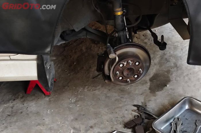 Kaliper Rem Macet Bisa Membuat Kampas Cepat Habis Sebelah