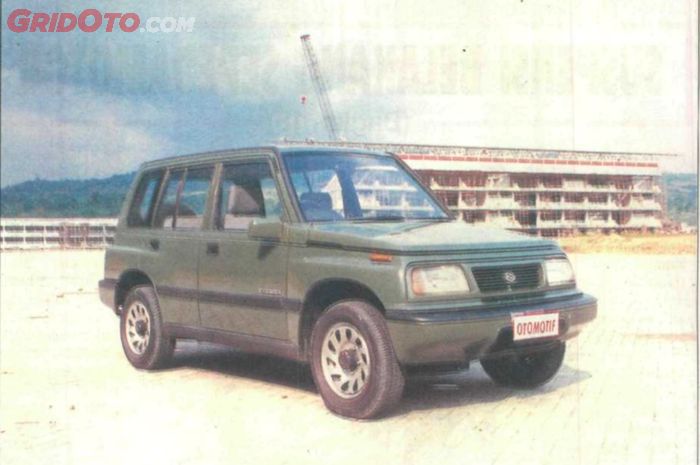 Ilustrasi Suzuki Vitara 4 X 4 Tahun 1992