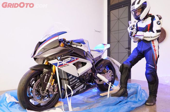 BMW Motorrad HP4 Race