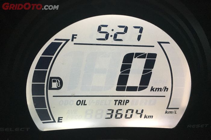  Indikator  Oli di Panel Instrumen NMAX Kamu Berkedip Ini 