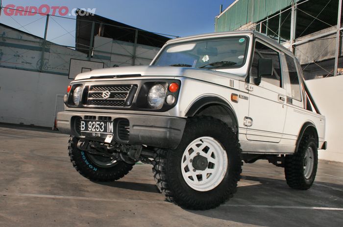 Suzuki Jimny SJ413 Caribian