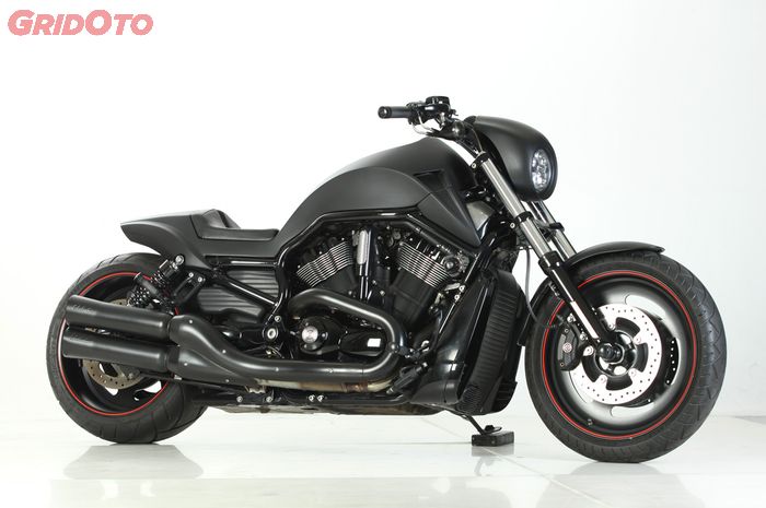 Harley-Davidson Night Rod Hitam Doff Imagineering Customs