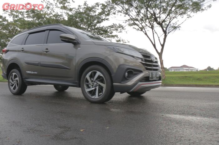 Ilustrasi Toyota rush terbaru