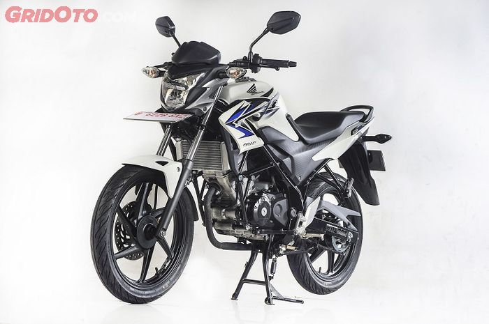 Honda cb150r old store