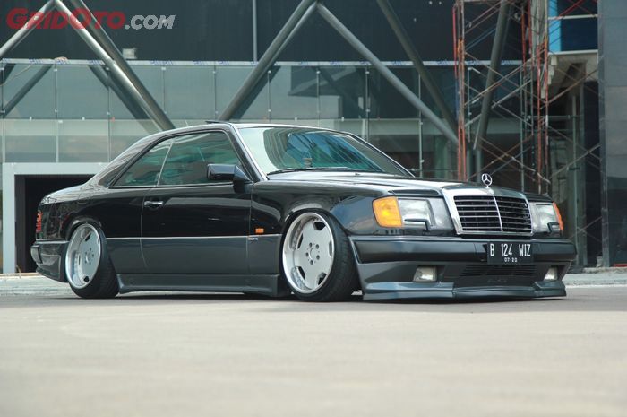 Mercedes-Benz 300CE 1991 C124 AMG Style