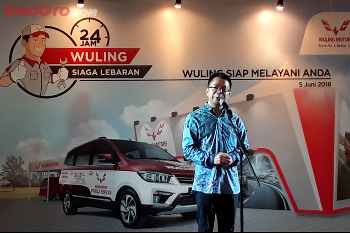 Jason Ding, Brand &amp; Marketing Directors Wuling Motors saat memberi sambutan di Jakarta