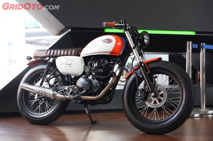 Kawasaki W175 Brad Cafe Kustomotion