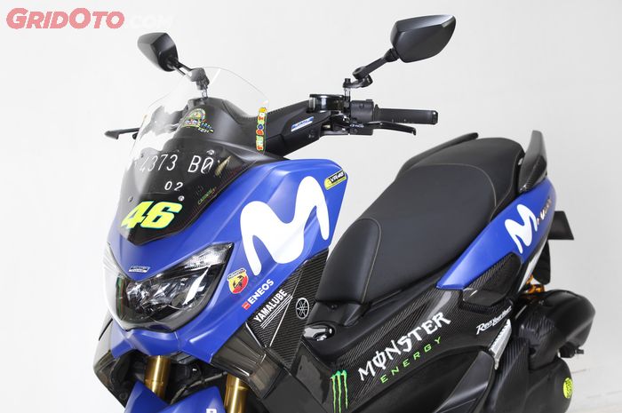 Video Modifikasi Yamaha Nmax Membiru Ulah Penggemar Rossi Gridoto Com