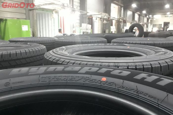 Ban Hankook di Pabrik Hankook Cikarang, Jawa Barat