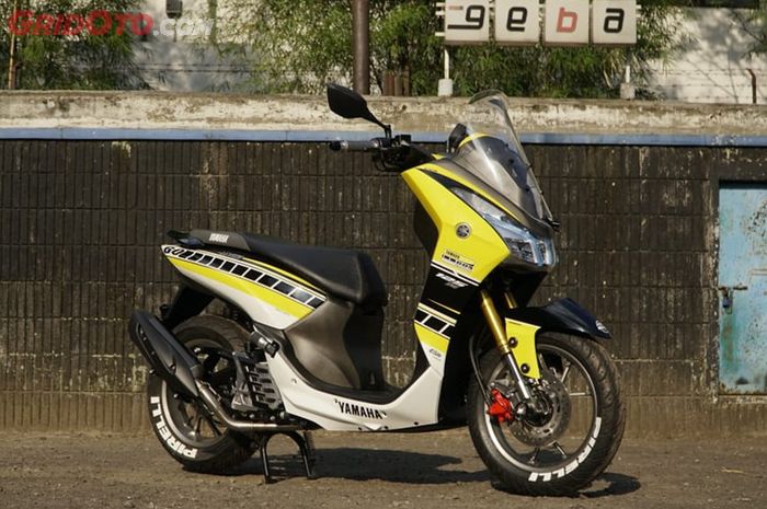 Modifikasi Yamaha Lexi Livery 60 th Anniversary Yamaha Geba Leisure Parts