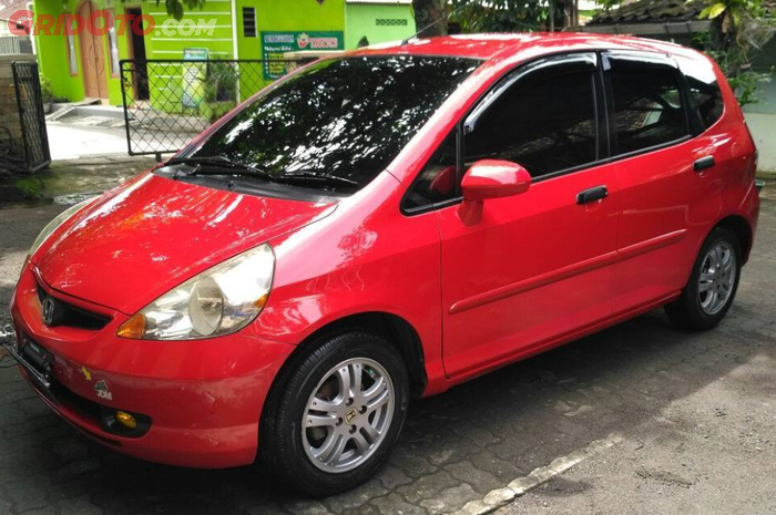 Ilustrasi mobil bekas Honda Jazz GD3