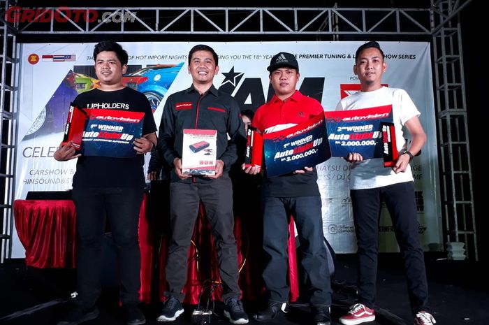 Para Champion Autoviision AutoLightUp 2018 di Makassar
